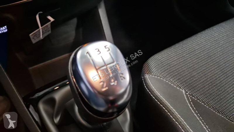 Užitkové vozidlo Renault CLIO IV