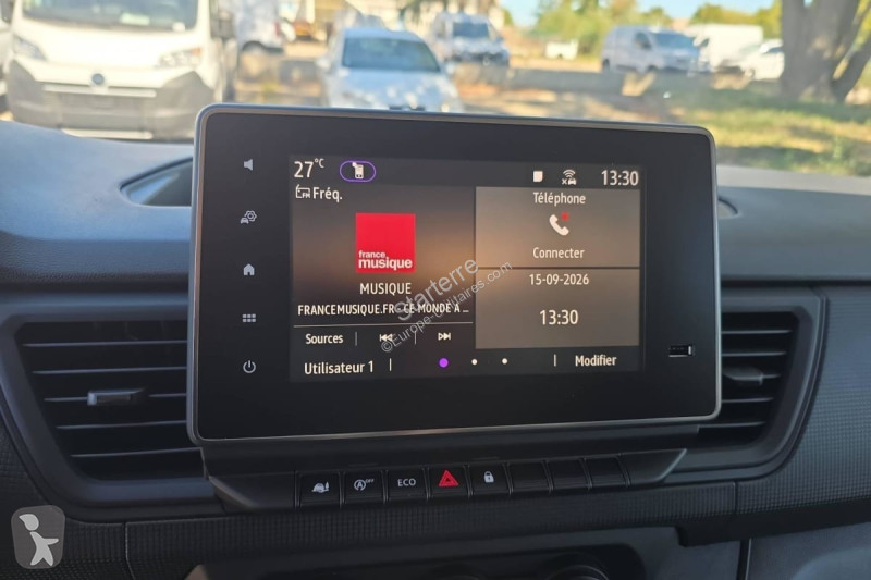 Véhicule utilitaire Renault  TRAFIC FOURGON
