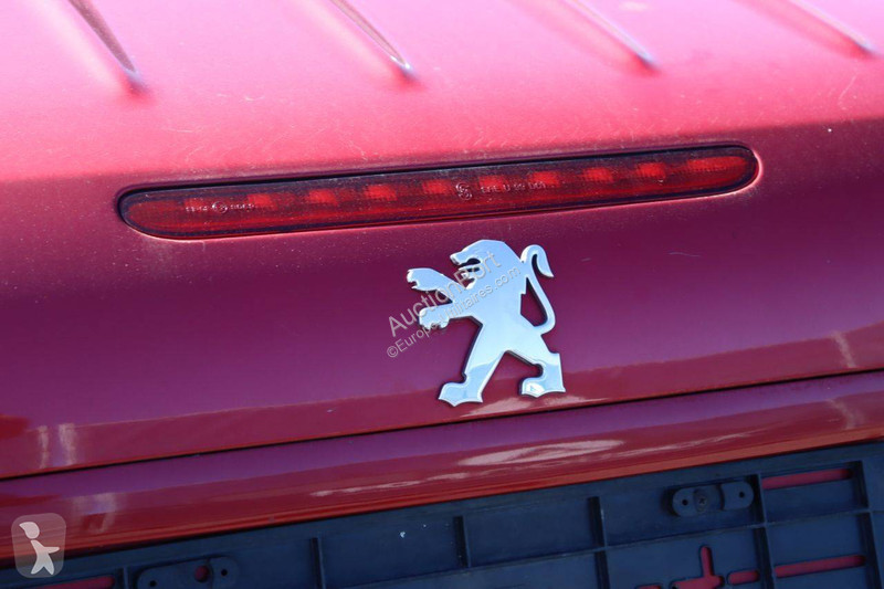 Haszongépjármű Peugeot CC