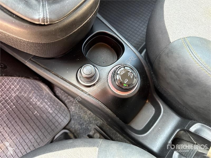 Veículo utilitário Fiat 4X4 Cross Automobile