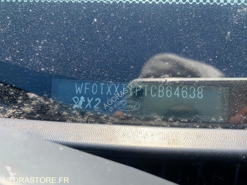 Véhicule utilitaire Ford T.CONNECT
