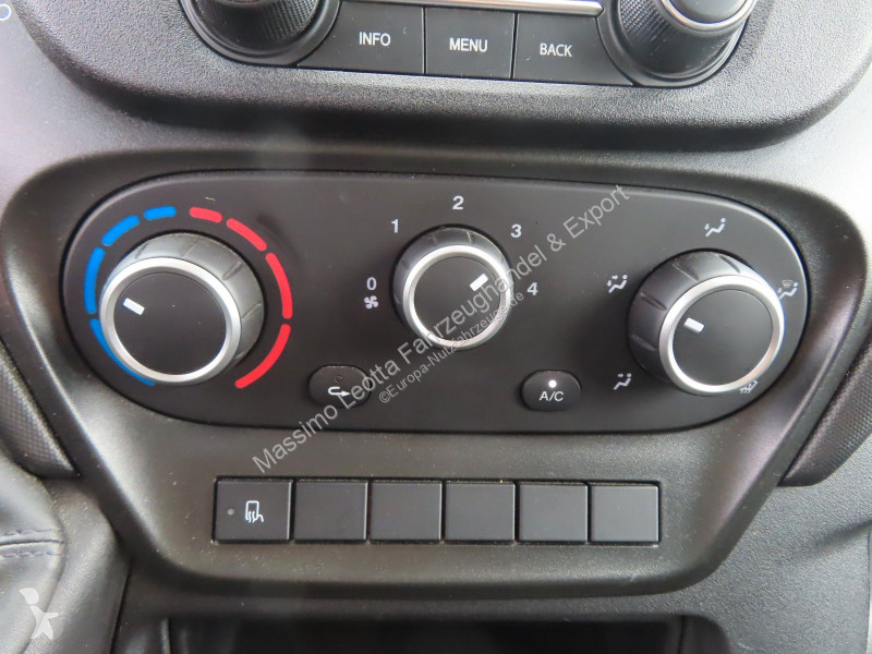 Užitkové vozidlo Iveco 35C16  3,0  Möbelkoffer...