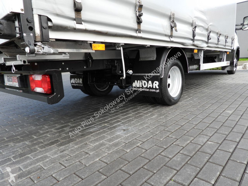 Véhicule utilitaire Iveco 50C18 DAILY