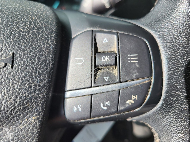 Véhicule utilitaire Ford 300 2.0 TDCI L1H1...