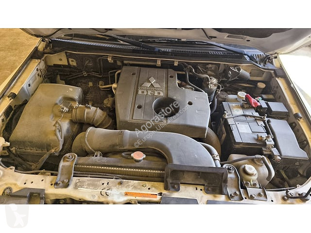Véhicule utilitaire Mitsubishi PAJERO
