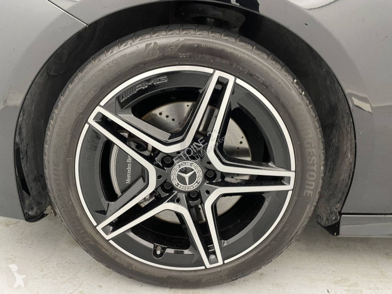 Véhicule utilitaire Mercedes CLA Shooting Brake...