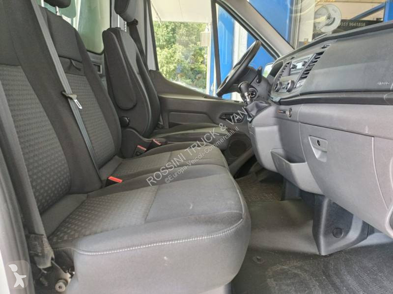 Veicolo commerciale Ford 130