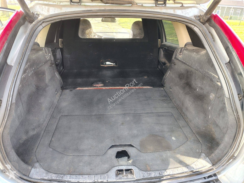Коммерческий автомобиль Volvo D5 2.4L