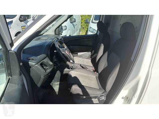 Коммерческий автомобиль Fiat DOBLO