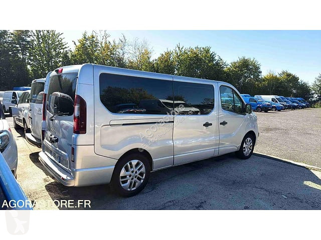 Коммерческий автомобиль