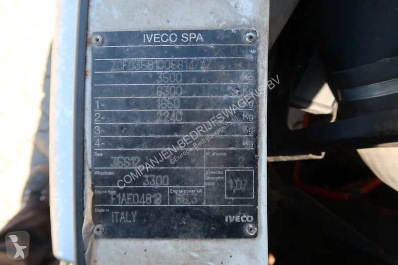 Furgoneta Iveco 2.3