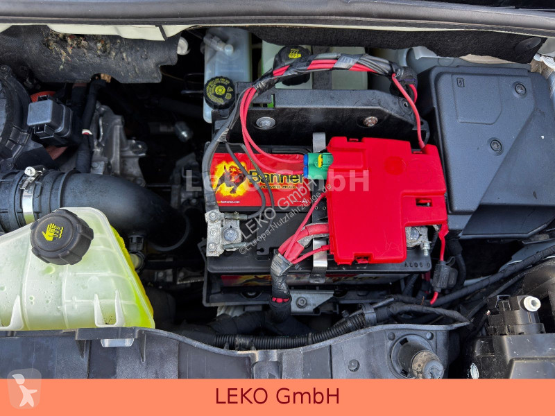 Коммерческий автомобиль Renault KANGOO EXPRESS...