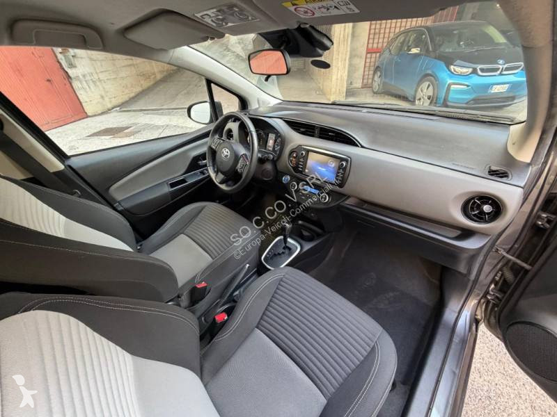 Furgoneta Toyota 1.5 VVT-I 100 hybride