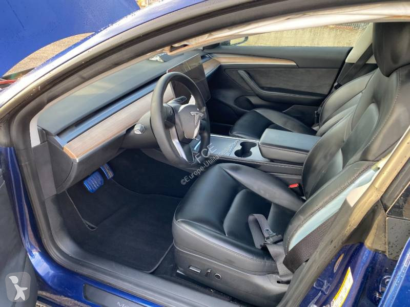 Véhicule utilitaire Tesla