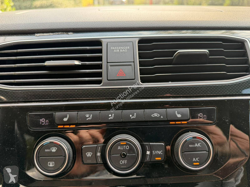 Samochód dostawczy Volkswagen Kombi Maxi