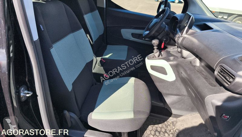 Véhicule utilitaire Citroën BERLINGO