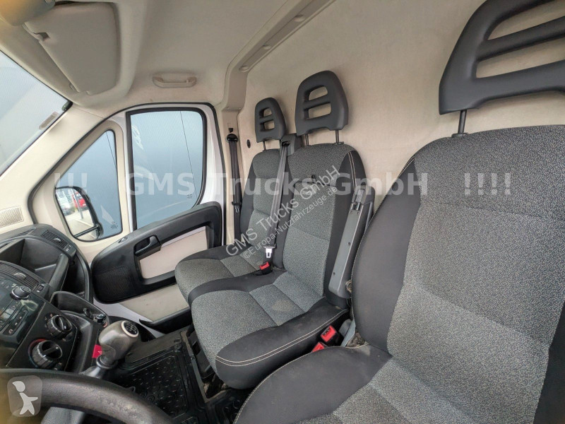 Véhicule utilitaire Fiat Multijet 130 / Nur...