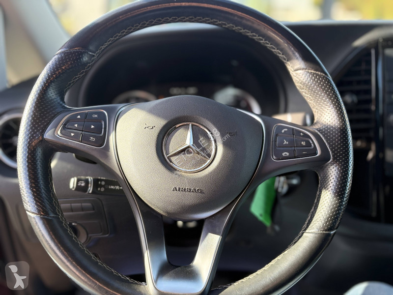 Véhicule utilitaire Mercedes VITO MIXTO 119 CDI...