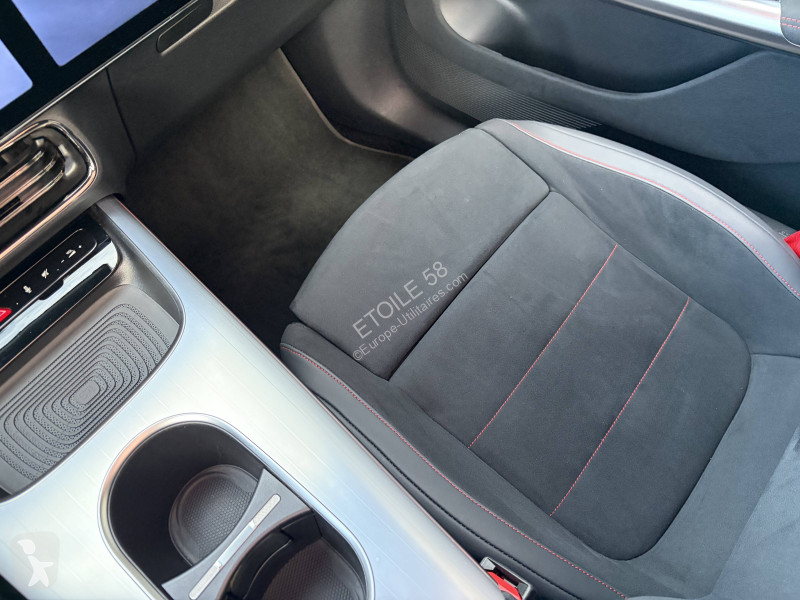 Véhicule utilitaire Mercedes GLB 250+ EQ