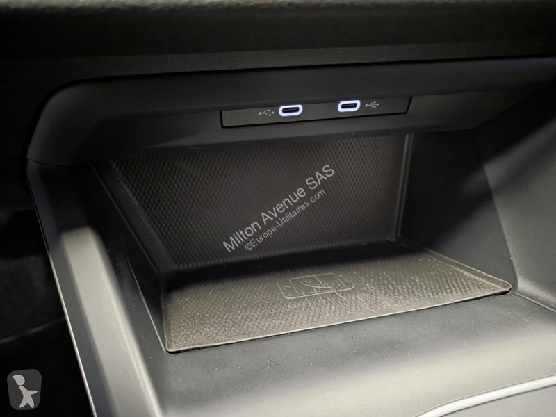 Véhicule utilitaire Volkswagen GOLF SW 2.0 TDI...