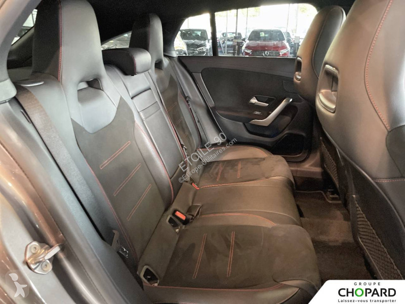 Véhicule utilitaire Mercedes CLA Shooting Brake...