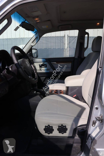 Véhicule utilitaire Mitsubishi
