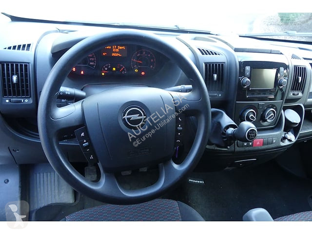 Véhicule utilitaire Opel