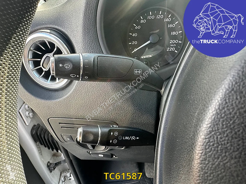 Véhicule utilitaire Mercedes L2 111cdi
