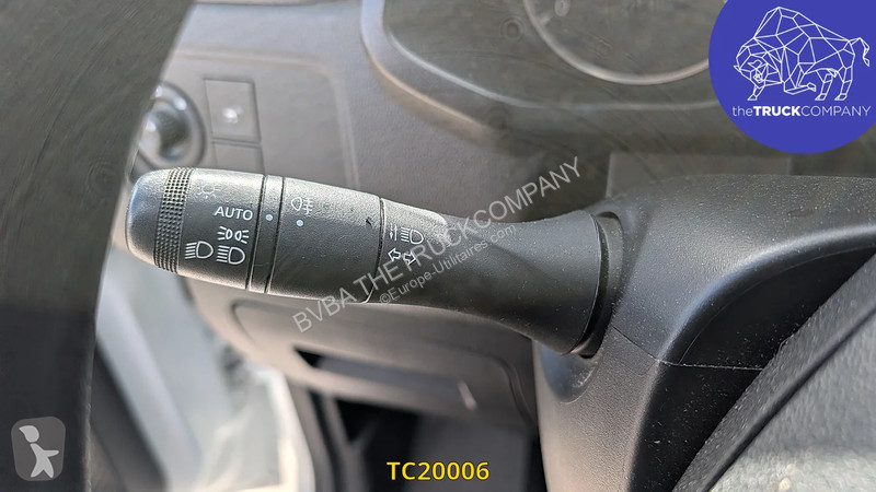 Véhicule utilitaire Renault VAN DCI 75 CV