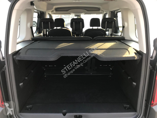 Véhicule utilitaire Fiat Doblo van d.cab XL 1.5...