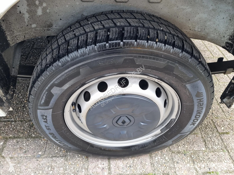 Véhicule utilitaire Renault 2.3 DCI Hoogwerker...