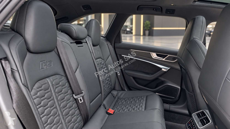 Véhicule utilitaire Audi