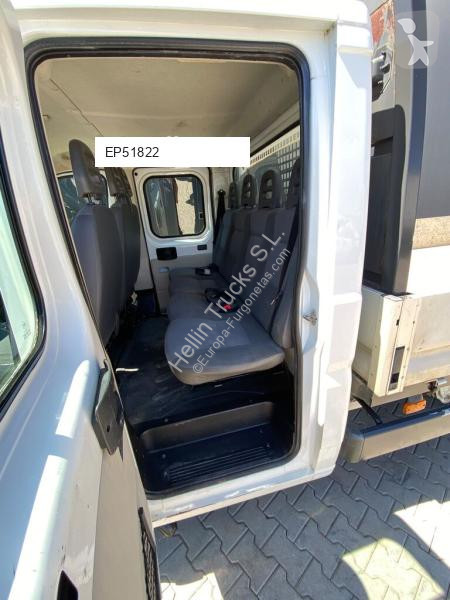 Véhicule utilitaire Peugeot