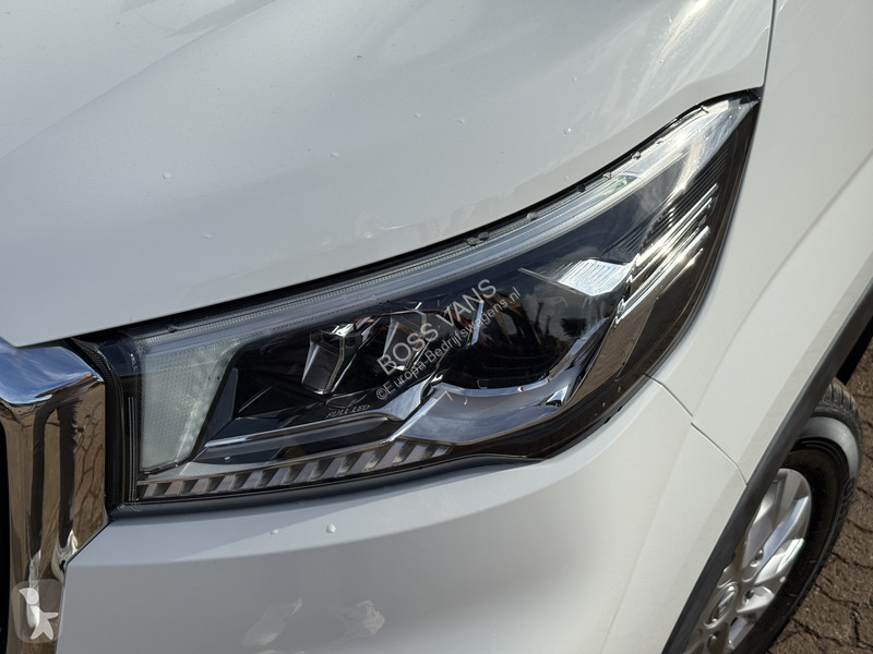 Véhicule utilitaire Maxus e 9 72kWh 204PK e 9