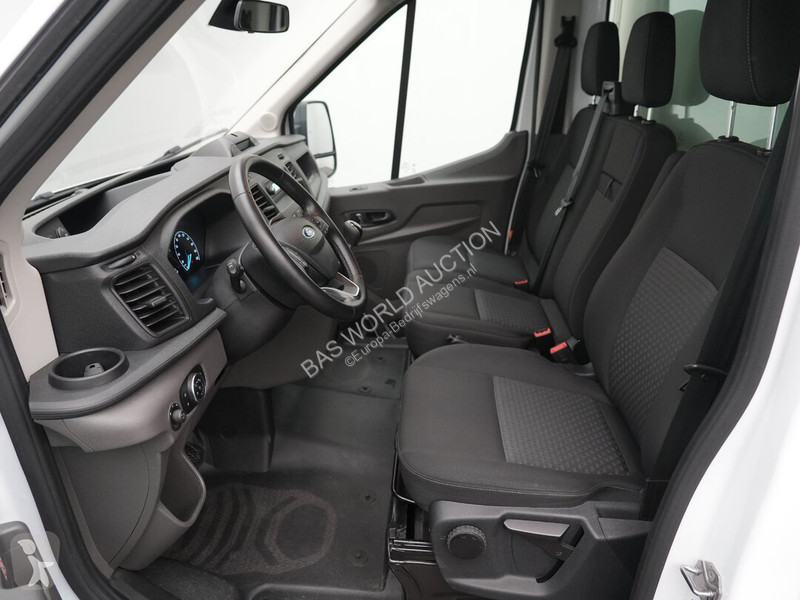 Véhicule utilitaire Ford 130pk
