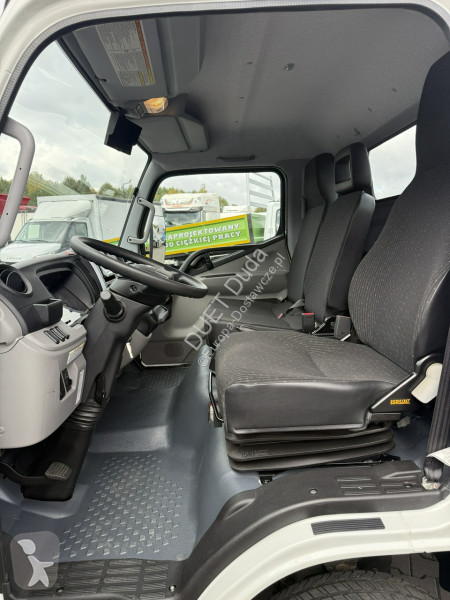 Véhicule utilitaire Mitsubishi Fuso