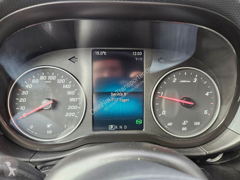 Véhicule utilitaire Mercedes 110 CDI...