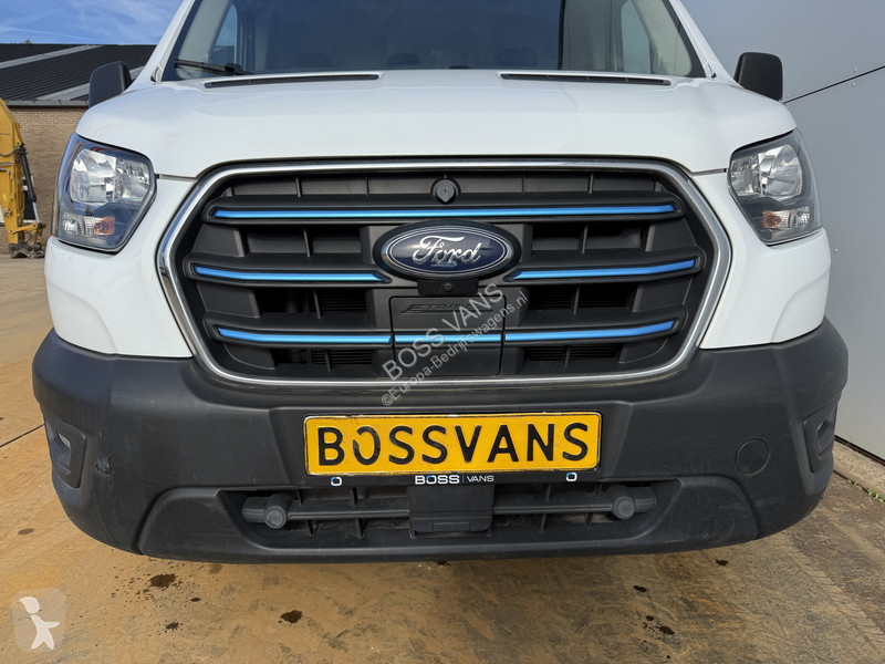 Véhicule utilitaire Ford e 68kWh 184PK E-