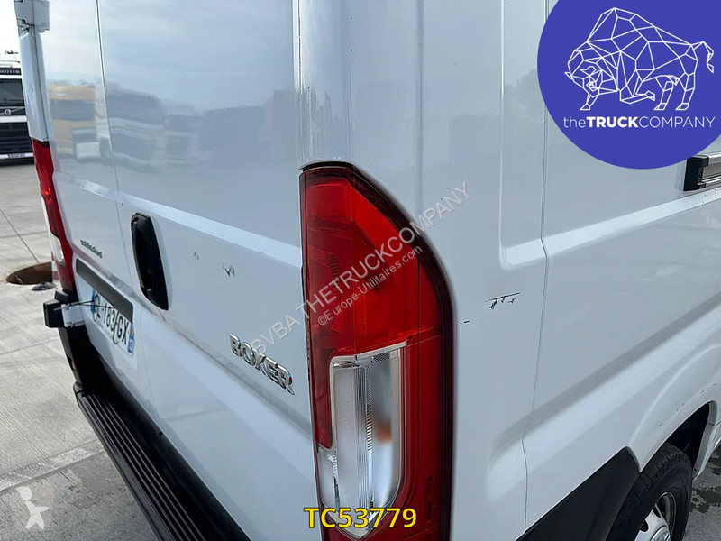 Véhicule utilitaire Peugeot Peugeot boxer 130cv...