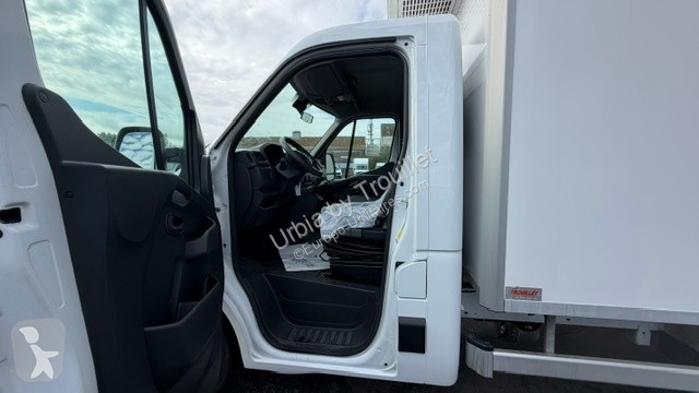 Véhicule utilitaire Renault FRIGO 12M3 165 CV...