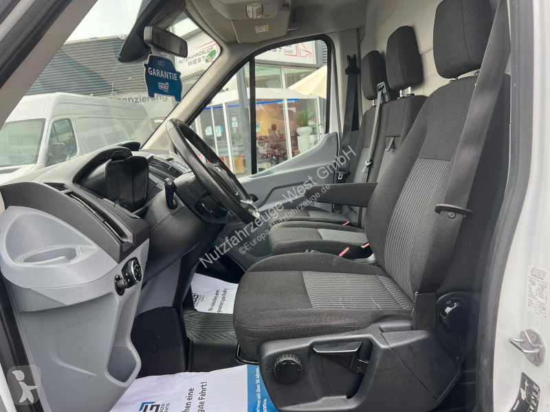 Véhicule utilitaire Ford 350 L4H3...