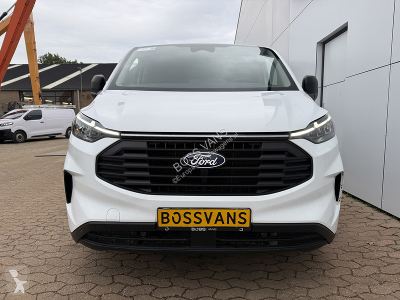 Furgoneta Ford 2.0 136PK L1 AWD LED Climate...