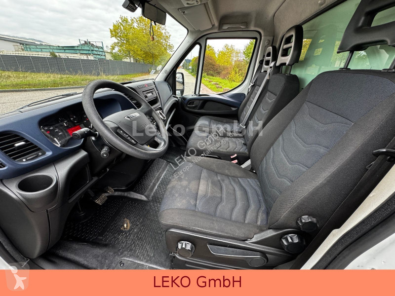 Iveco 35C14 van