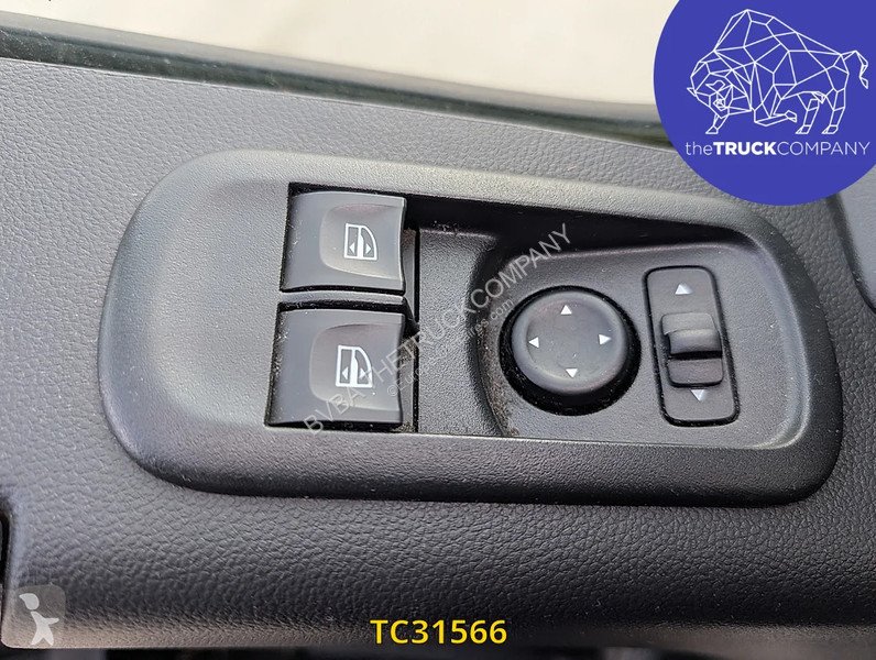 Renault 2.3 DCI KOFFER MET LAADBRUG van
