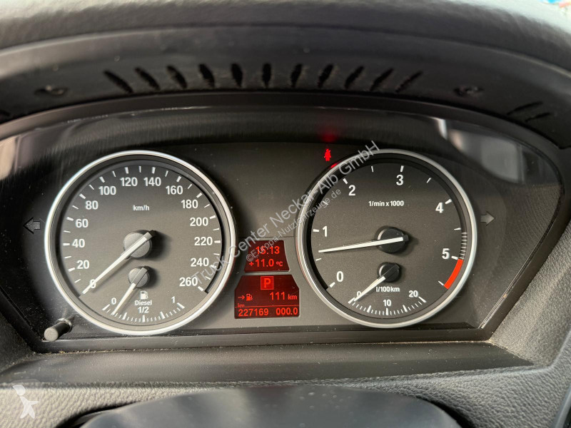 BMW X5 xDrive 30d Pano AHK Navi Leder 19+20...