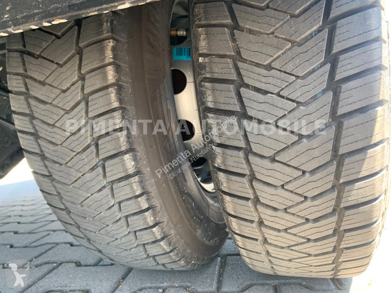 Užitkové vozidlo Iveco 70C18HP PRITSCHE 4,80m x...