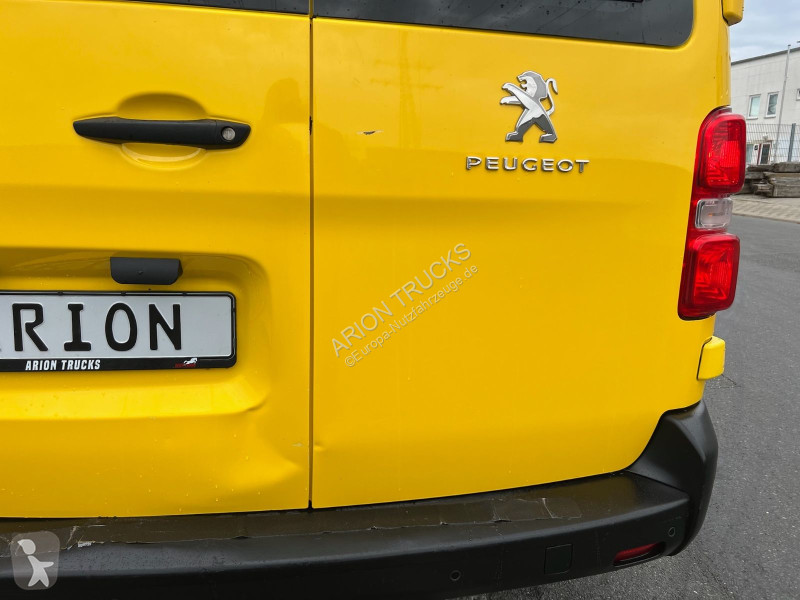 عربة نفعية Peugeot Box Pro L3/2.0 Blue...