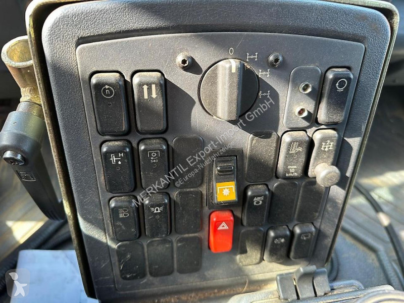 Furgoneta Mercedes U4000 mit Kipppritsche