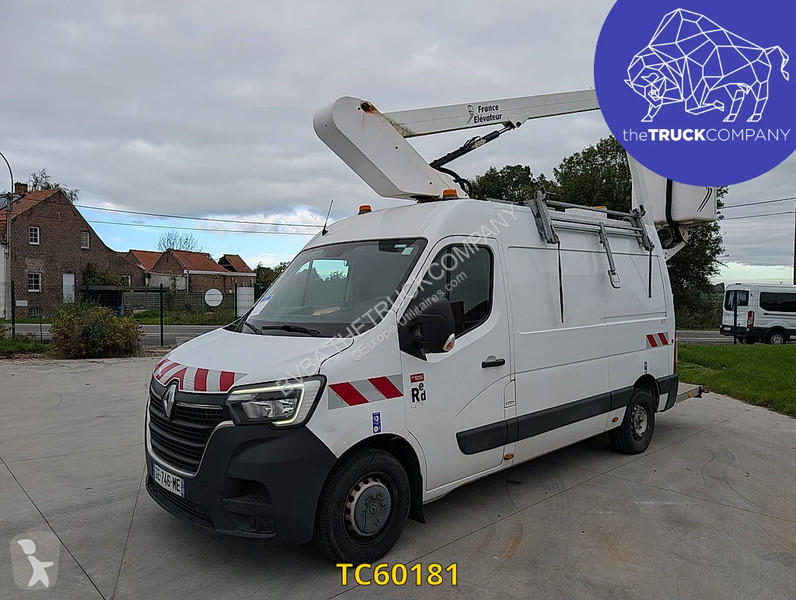 Renault 130.35 l2h2 navcelle van