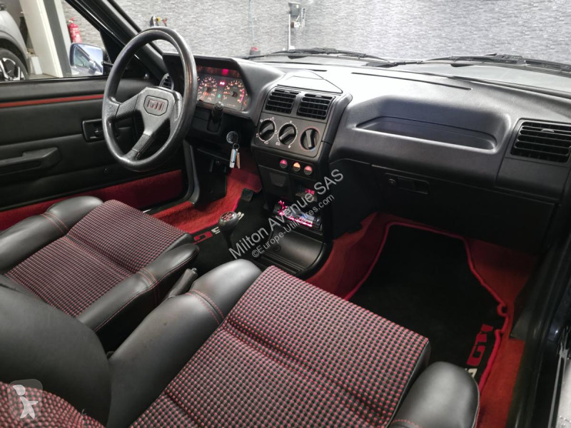 Bedrijfswagen Peugeot 205 GTi 1.9 1.9i - 122...